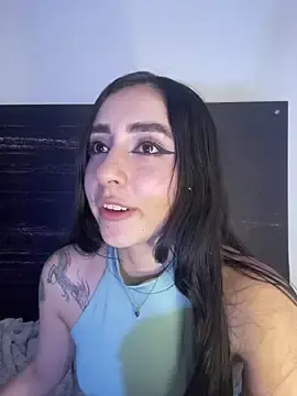 Stripchat Sex Cam of sharlot24