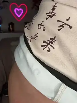 Stripchat Live Sex Cam of Ambre_La_nebulleuse