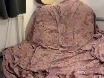 Stripchat Best Webcam of turnsen4y