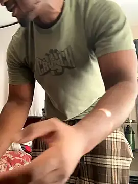 Stripchat Free Porn Cam of KeYBuMp323