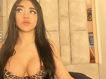 Stripchat Watch Live Sex Cams of Oliviaa_Evans