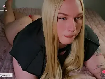 Stripchat Live Sex Cam of Bellash_Figueredo