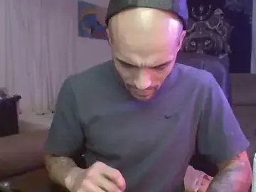 Stripchat Free Porn Cam of JohnnyDeep187