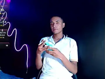 Stripchat Sex Cam of Sweet_David_