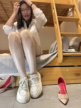 Stripchat Nude Webcam of Nlen_baby