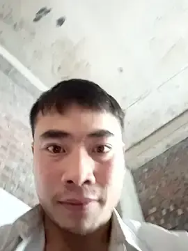 Stripchat Live Sex Cam of Henry_xx01