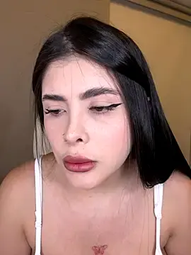 Stripchat Free Porn Cam of misslollipop04