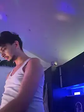 Stripchat Sex Cam of Gipsyboysteve