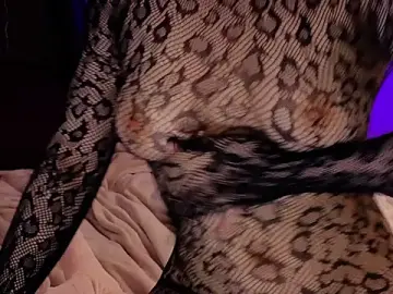 Stripchat Sex Cam of LisaVamp