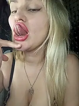 Stripchat Sex Chat of Freya_Milf