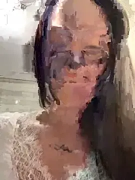 ainaht from stripchat