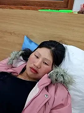 Stripchat Live Sex Cam of diamond--