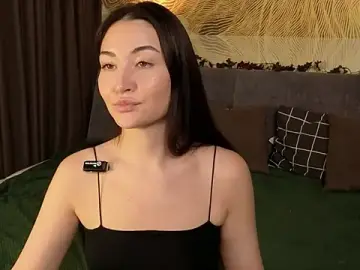 Stripchat Live Sex Cam of MilaYumi