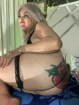 Stripchat Live Porn of scarlett_sexx69