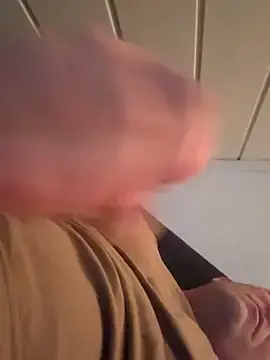 Stripchat Free Live Porn of superbertok