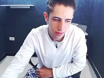 Stripchat Sex Chat of Kerverr_