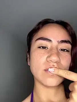 Lia_Moon_Official from stripchat