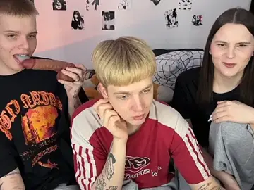 Stripchat Live Sex Cam of olivertasty