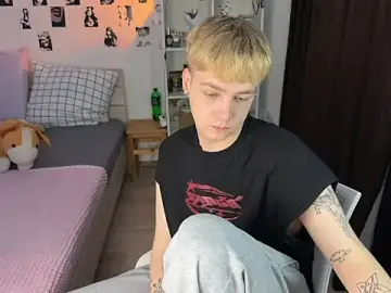 Stripchat Live Porn of olivertasty