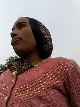 Hot_raaani from stripchat