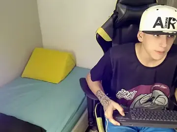 Stripchat Best live sex cam show of Cash_G_