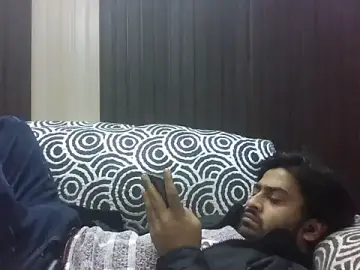 Stripchat Live Sex Cam of indihotguy