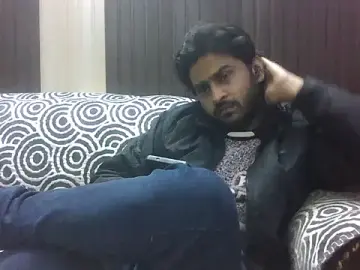 Stripchat Sex Cam of indihotguy