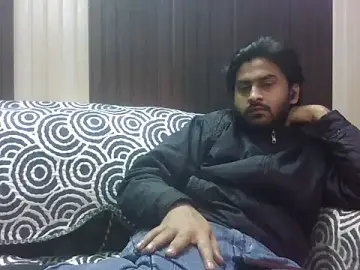 Stripchat Sex Cam of indihotguy