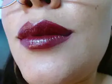 Stripchat Free Porn Cam of miss_evoleth2