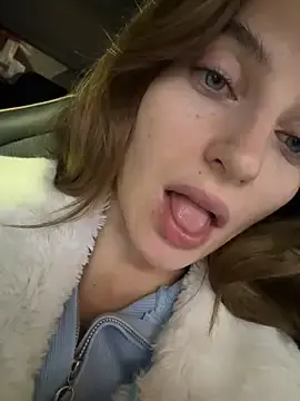 Stripchat Free Porn Cam of -AngelAri-