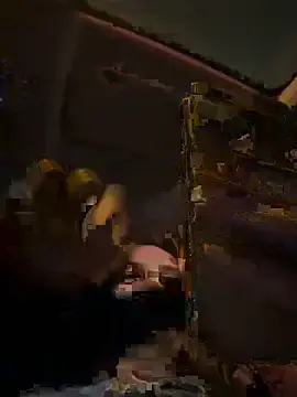 Stripchat Free Live Porn of -AngelAri-