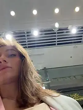 Stripchat Nude Webcam of -AngelAri-