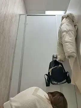 Stripchat Free Porn Cam of -AngelAri-