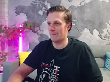 Stripchat Nude Webcam of VikingChrisss