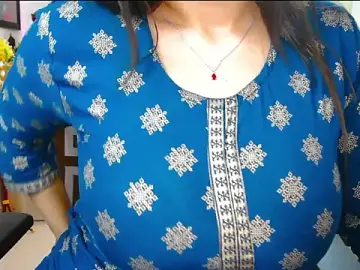 Stripchat Free Porn Cam of thyAnvi