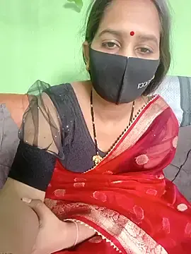 Stripchat Adult Video Chat of SareeQween143