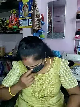 Stripchat Best Webcam of Tamil_devagi