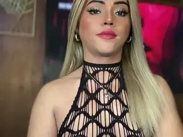 Stripchat Adult Webcams of calimonroe