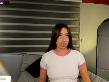 Stripchat Adult Webcams of MERIDA_TAYLOR