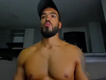 Stripchat Best live sex cam show of Alexander_Martines