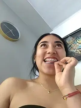 AmberGold- from stripchat