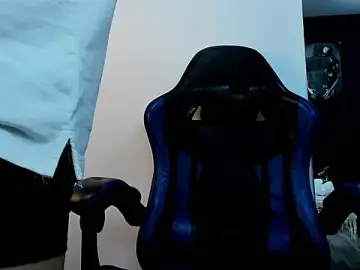 Stripchat Adult Webcams of roan_birkin