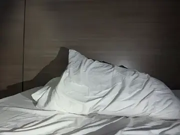 Stripchat Live Sex Cam of Liiz_01