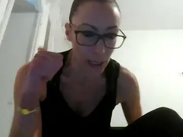 Stripchat Adult Webcams of Astrid3