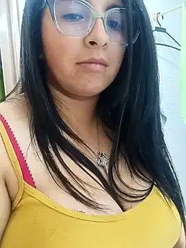 Stripchat Live Sex Cam of _Angelinaandrade_