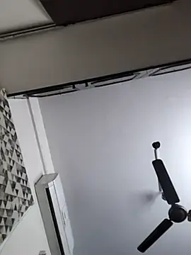 Stripchat Sex Cam of Cute_Big_Hairy_Bear