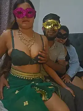 Stripchat Adult Webcam of Awesomelusty