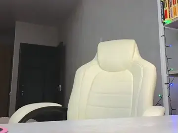 Stripchat Sex Cam of Marietta_Castro