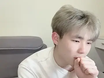 Stripchat Adult Webcam of xiaoyang5200