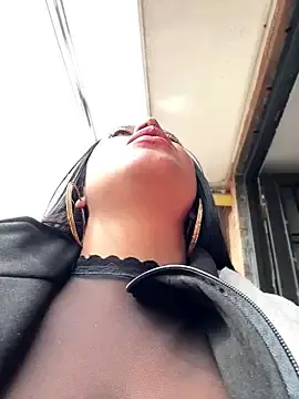 Stripchat Live Sex of -Mia1